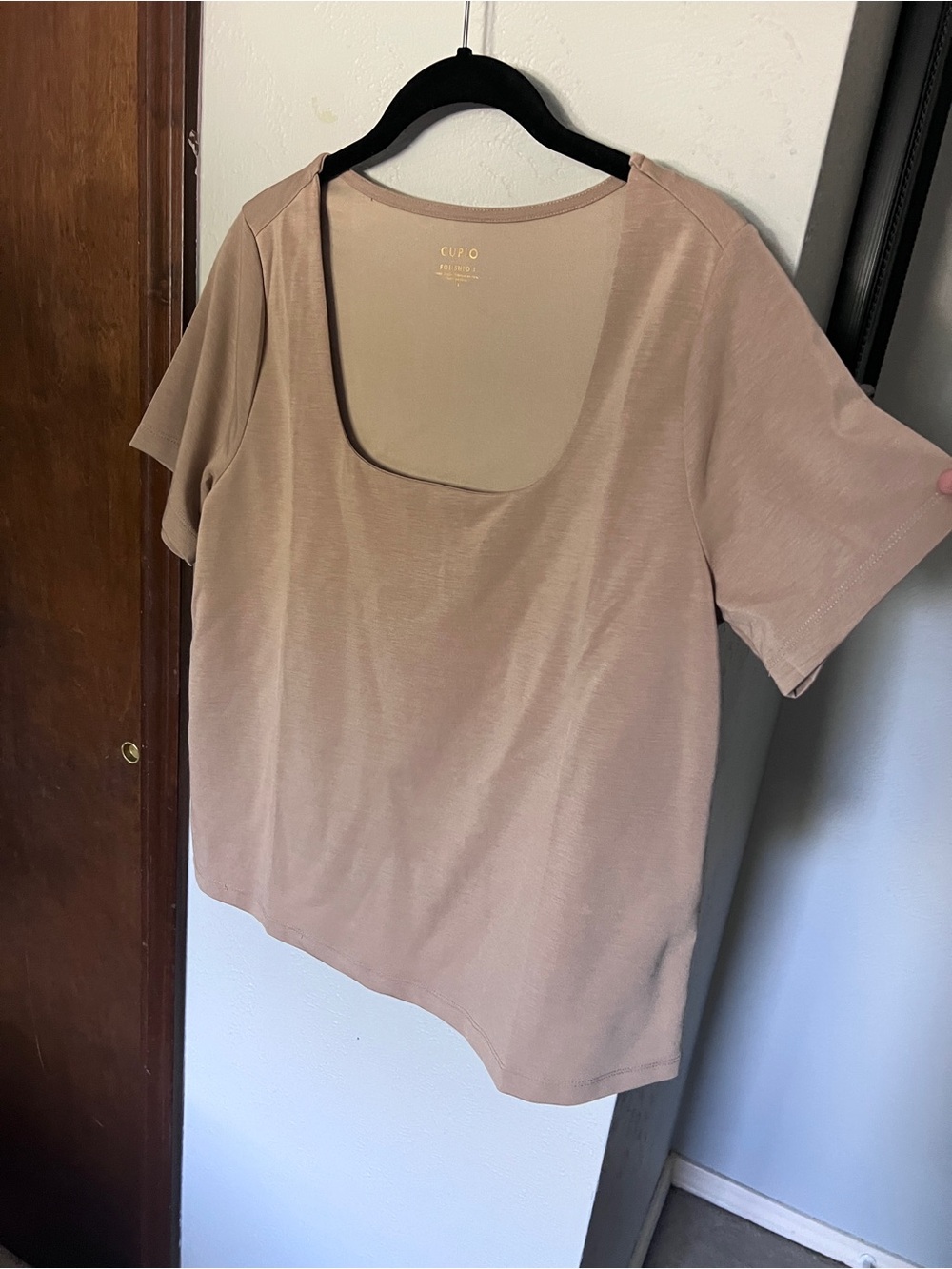 Cupio Beige Scoop Neck Short Sleeve Tee